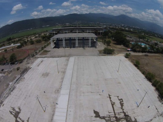 Comienza construcción de cancha que pidió Pinto en el complejo Olímpico&nbsp;&nbsp;