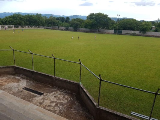 ¡Qué bonito! Así quedó el estadio de Orocuina que será estrenado este sábado