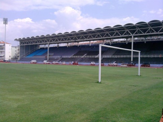 Conocé la nueva casa del hondureño Rubilio Castillo en Grecia