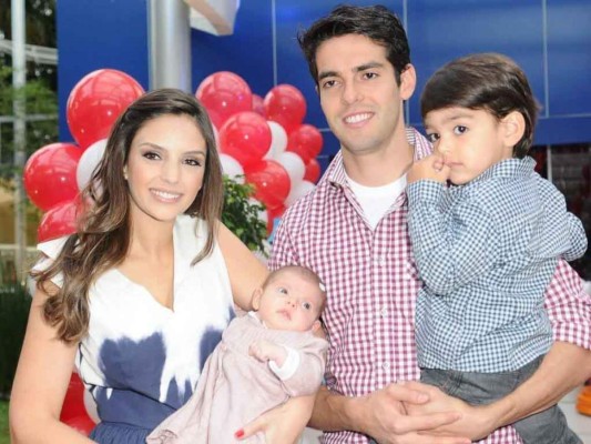 Kaká confirma su separación de Carol Celico