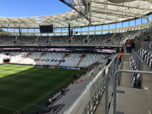 El increíble estadio del Besiktas, posible nueva casa de Andy Najar