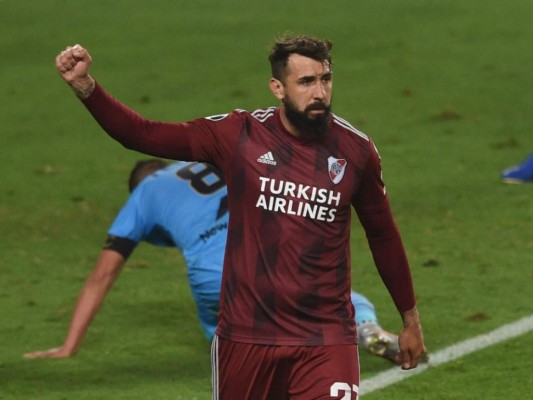 ¡Bombazos! Mourinho va por el fichaje de Ramos, crack llegará al Barcelona en enero y hondureño es noticia en Europa