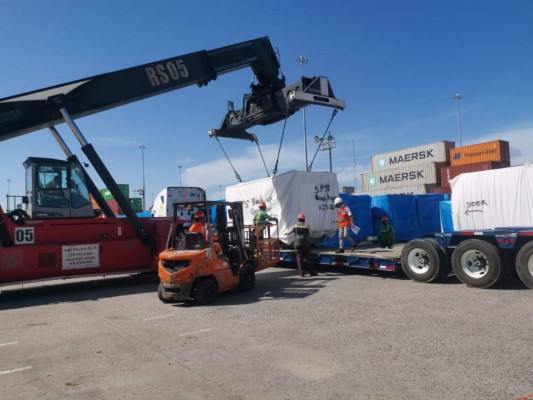 Así es por dentro el hospital movil que se ha instalado en San Pedro Sula para pacientes con coronavirus