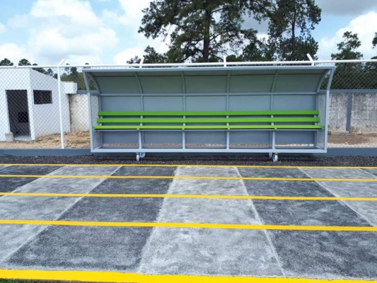 ¡Bonito y moderno! Así es el estadio que se inauguró en Campamento, Olancho