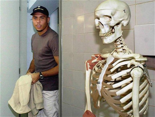 Ronaldo Nazario cumple hoy 39 años: Las fotos más curiosas del astro