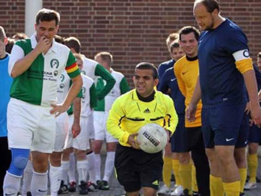 Cem Yazirlioglu, el árbitro más pequeño de Alemania