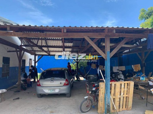 El cocinero, los tacos al sol y sin lujos: los futbolistas del Victoria que viven fuera de excentricidades en la sede