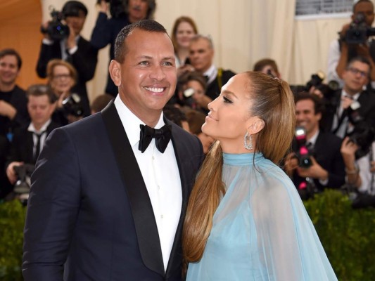 ¡Una bellezada! Las fotos más candentes de Jennifer López en redes sociales&nbsp;&nbsp;