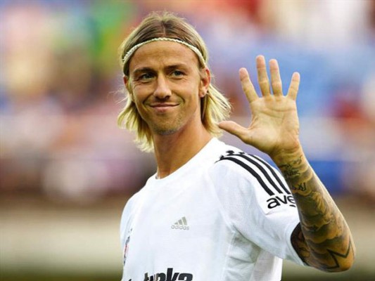 Futbolistas detenidos por supuestamente andar borrachos