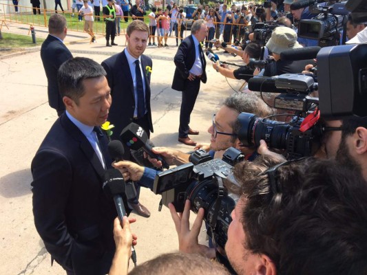 Fotos: El último adiós al futbolista Emiliano Sala en el pueblo que lo vio crecer