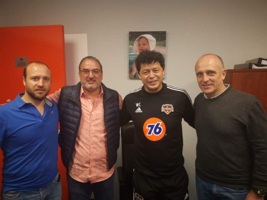 Coito visita a los legionarios del Houston Dynamo en Estados Unidos