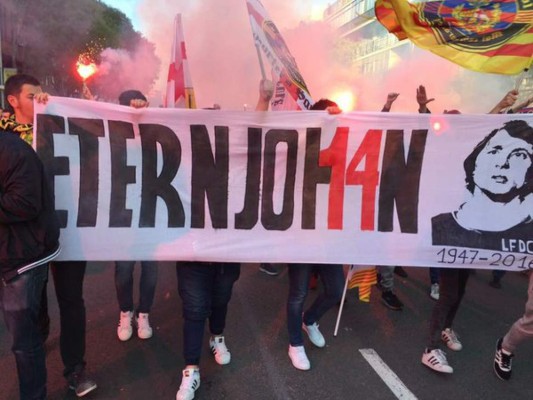 Ambientazo previo en el Camp Nou por el clásico español