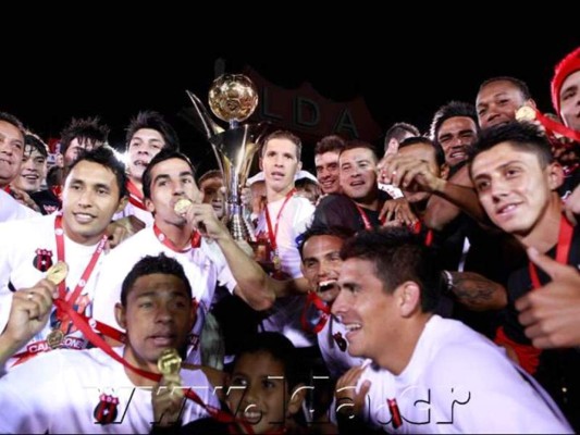 Top: Estos son los últimos 15 clubes campeones en Costa Rica