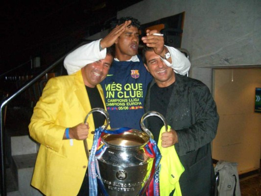 FOTOS: Los futbolistas que han sido sorprendidos fumando