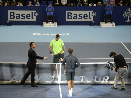 Del Potro se consagró venciendo a Federer en Basilea.