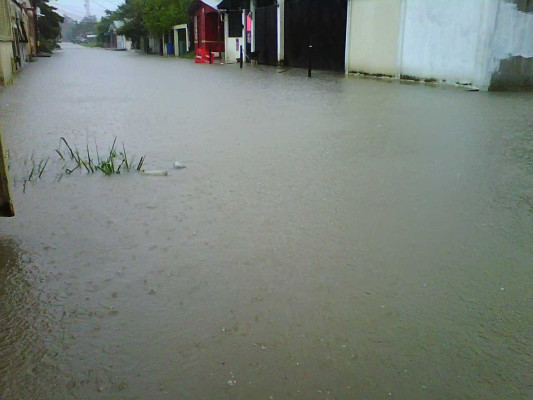 Inundaciones en zona norte de Honduras.