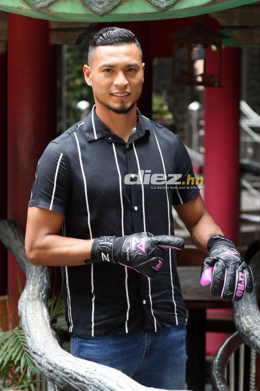 Marlon Licona nos contó que desde los nueve años se puso los guantes de portero.