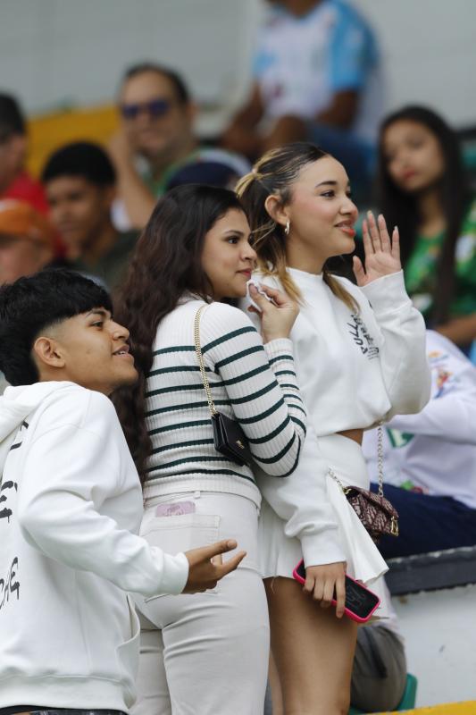 El héroe de Motagua ante Platense, error arbitral que no aprovechó el Ciclón y las bellas chicas en el Excélsior