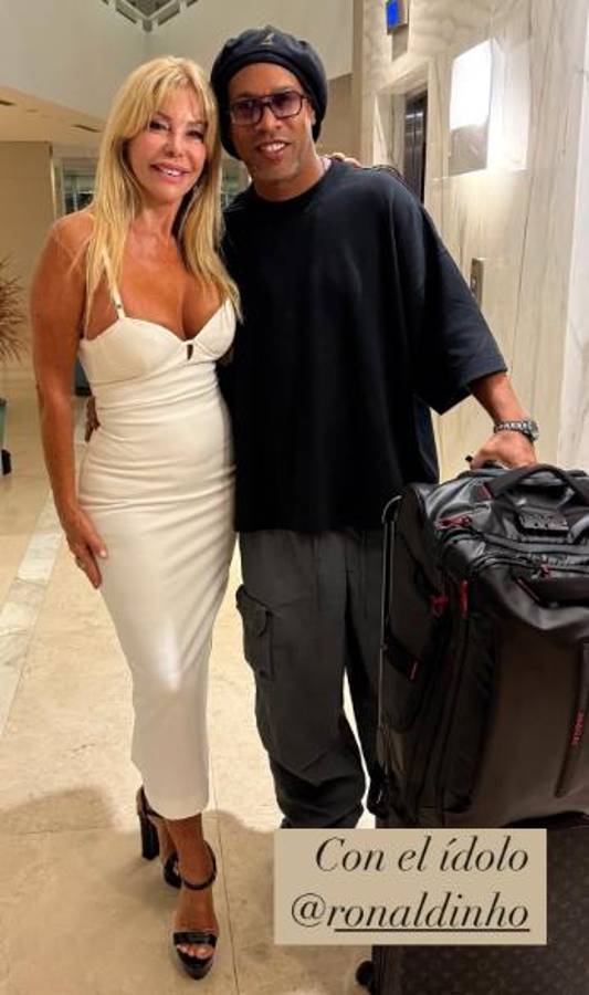 ¿Nueva novia? Así es la modelo de 72 años que fue vinculada con Ronaldinho y revela cómo lo conoció