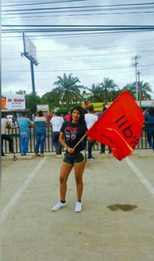 FOTOS: Martes de caos en la zona norte con rastras y postas policiales quemadas