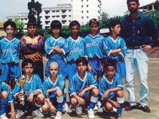 Las 11 fotos inéditas de Cristiano Ronaldo que muestran su historia de superación