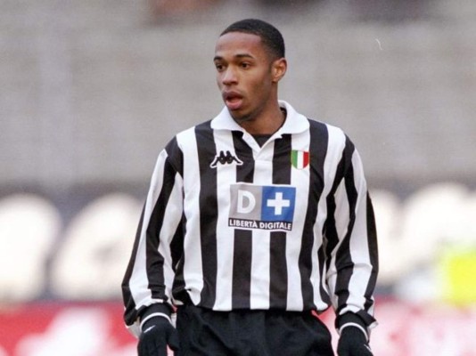 ¿A quién no recuerdas? Diez grandes futbolistas que jugaron para el Barcelona y la Juventus