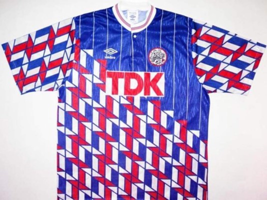 Con la más nueva del Manchester City: Las camisas más feas de la historia del fútbol