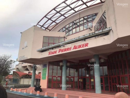 Así es el estadio Pierre Aliker en Martinica donde Honduras juega esta noche