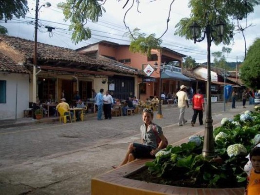 25 hermosos lugares turísticos que puede visitar en el Feriado Morazánico en Honduras
