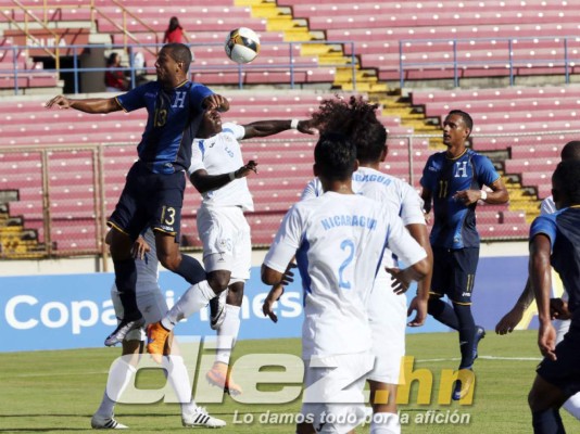 FOTOS: El rostro de Pinto y los jugadores tras el gris triunfo ante Nicaragua