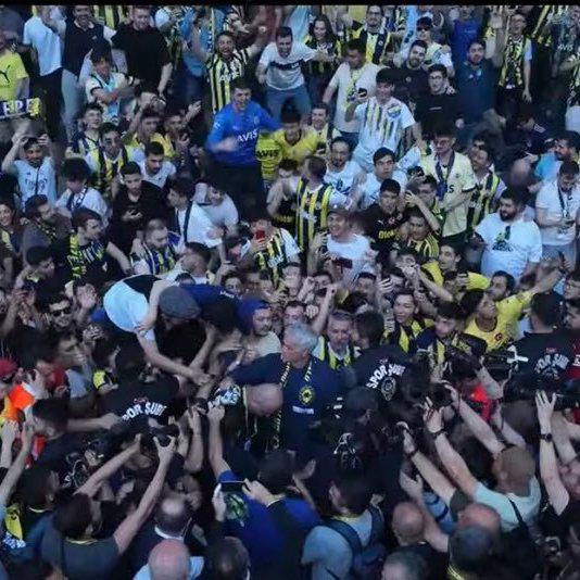 Mourinho desató la locura con Fenerbahce y le abre las puertas a un jugador de Real Madrid: “Si quieres venir...”