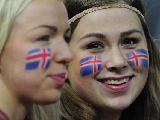 ¡Hermosas debutantes! Islandesas llenarán de belleza los estadios de Rusia
