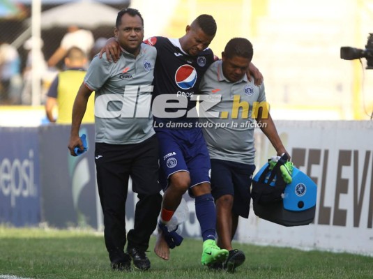 ¡Clásico ardiente! Las imágenes que no mostró la TV del Motagua-Olimpia