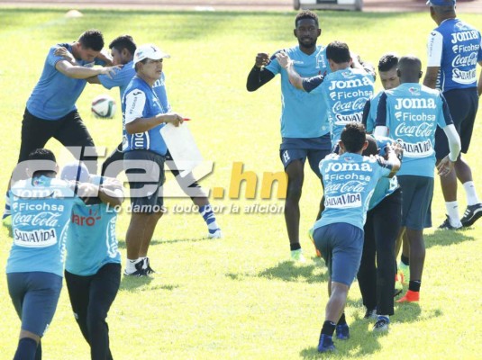 Así comenzó Jorge Luis Pinto a afinar la estrategia para buscar el triunfo ante Canadá