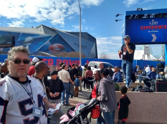 Ambientazo: Las hermosas porristas, grandes cantidades de aguacate y el equipo que eligió Trump para el Super Bowl