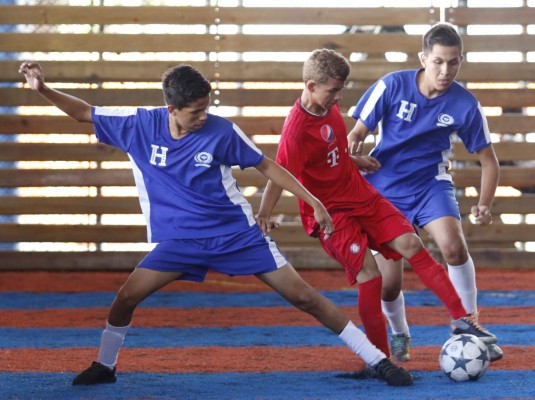 Inició el sueño rumbo a Cardiff con la Copa Gatorade