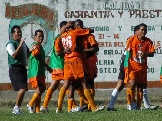 Los últimos 15 técnicos que ascendieron a Liga Nacional en Honduras