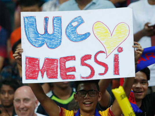 1-3. El Barcelona sudó para vencer al Malaysia XI.