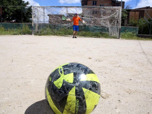 Así es la dura vida de Celio Valladares: El barrio se llevó una parte de él