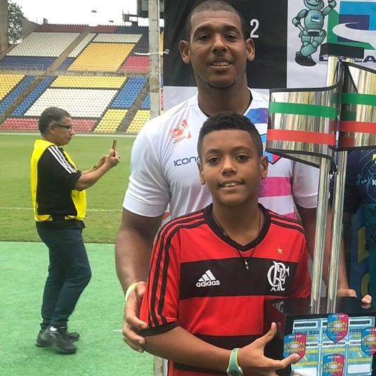 El joven brasileño que le gustaría jugar para la Selección de Honduras y su padre dejó su sello goleador en tierras catrachas