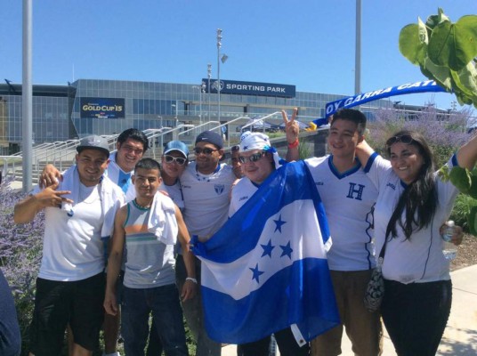 Kansas también se pone en ambiente con Honduras