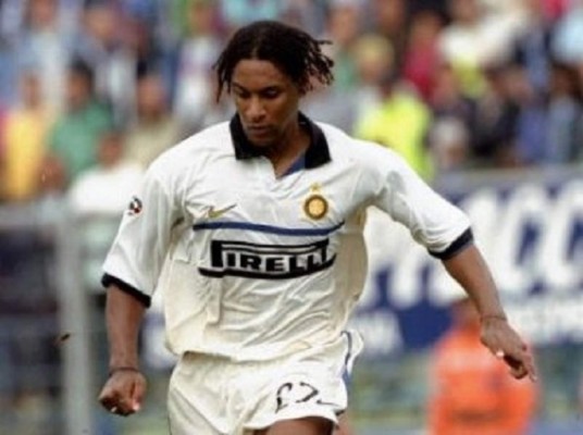 Las leyendas del Inter de Milán con los que juega David Suazo