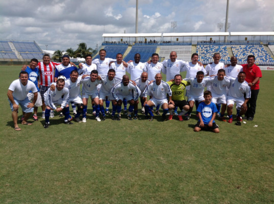 Torneo de hondureños en Miami; Honduras Fútbol club 2012.