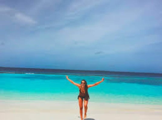 ¡Hermosa! Ex de 'Chicharito' trabajará en México durante el Mundial de Rusia