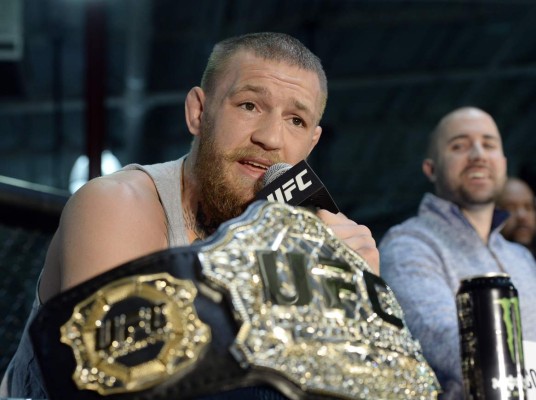Conor McGregor y Nate Díaz casi se van a los golpes en conferencia