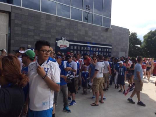 Kansas también se pone en ambiente con Honduras