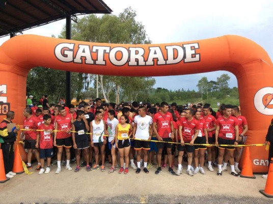 Adrenalina total en Tegucigalpa por el X-RUN DIEZ