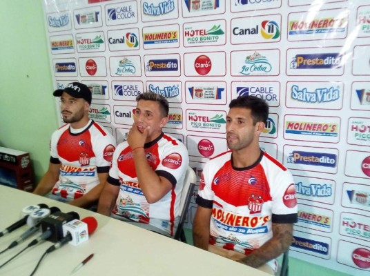 Mercado: A Olimpia se le escapa un fichaje y hondureño es presentado en África