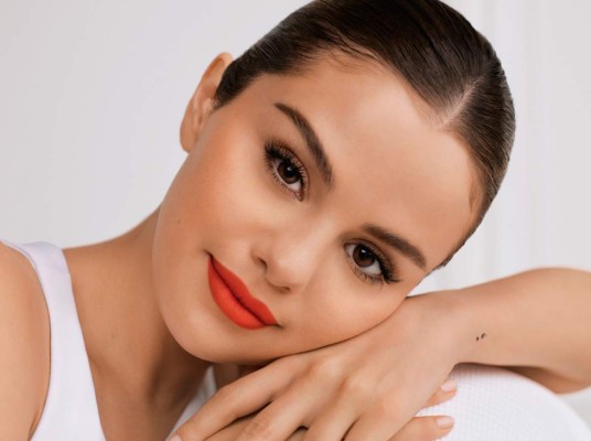 Cristiano Ronaldo destronó a 'The Rock': La brutal cantidad de dólares que gana CR7 por posteo en Instagram