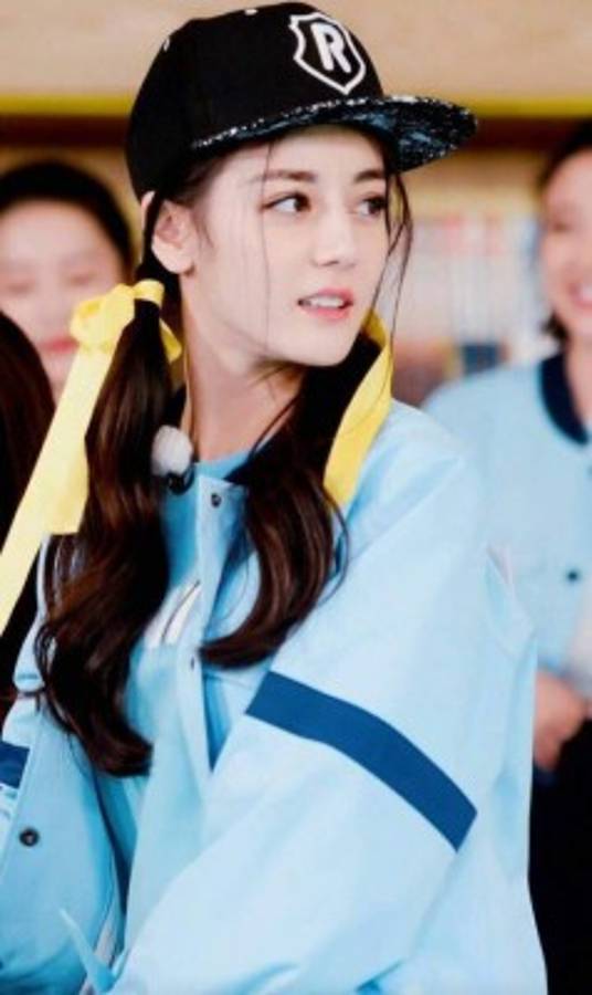 Dilireba, la actriz china que ignora al futbolista brasileño Pato